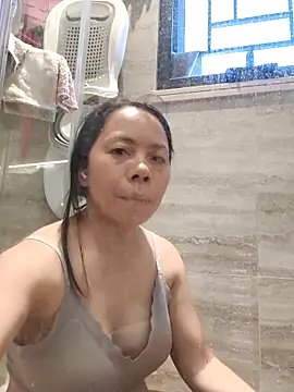 doggiepossession online show from November 17, 5:13 am