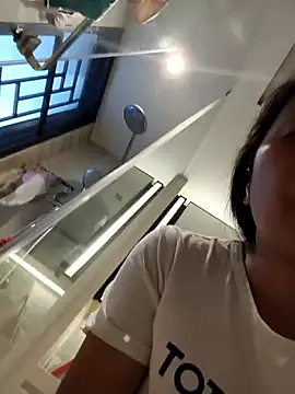 doggiepossession online show from November 18, 7:13 am