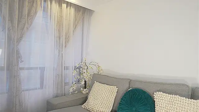 Snapshot of Megan_Lim chatting on March 31, 12:27 pm Megan Lim online show from March 31, 12:27 pm