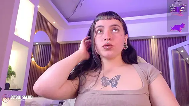 Snapshot of Lucy_Smith2 chatting on March 9, 3:54 am Lucy Smith2 online show from March 9, 3:54 am