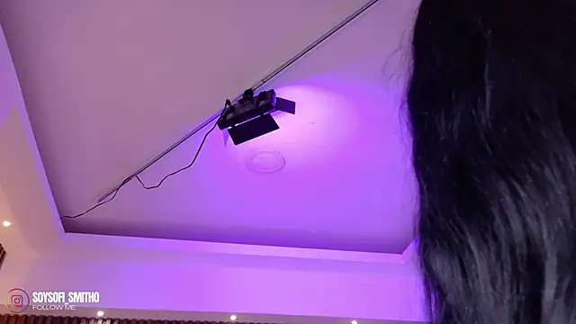 Snapshot of Lucy_Smith2 chatting on March 16, 5:44 am Lucy Smith2 online show from March 16, 5:44 am