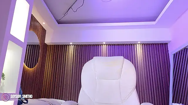 Snapshot of Lucy_Smith2 chatting on March 19, 3:54 am Lucy Smith2 online show from March 19, 3:54 am