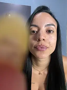 Elamesmamorena online show from June 10, 12:33 am