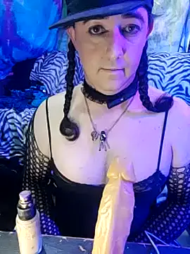 Snapshot of Boo-boo_kittyfux chatting on December 19, 9:29 am Boo-boo kittyfux online show from December 19, 9:29 am