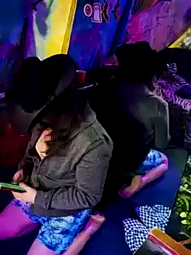 Snapshot of Boo-boo_kittyfux chatting on February 18, 9:54 am Boo-boo kittyfux online show from February 18, 9:54 am