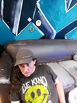 Snapshot of Boo-boo_kittyfux chatting on September 17, 3:52 am Boo-boo kittyfux online show from September 17, 3:52 am