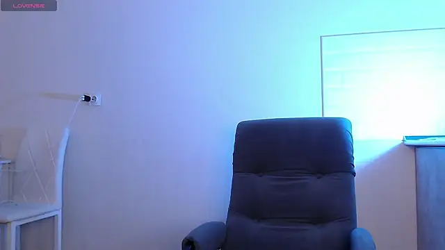 Eva Hailey  online show from October 22, 4:02 am