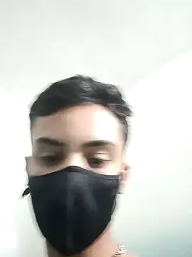 Snapshot of Mr_joh chatting on November 13, 5:06 am Mr joh online show from November 13, 5:06 am