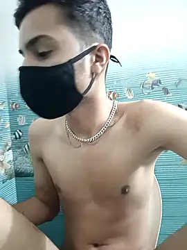 Snapshot of Mr_joh chatting on November 18, 5:56 am Mr joh online show from November 18, 5:56 am