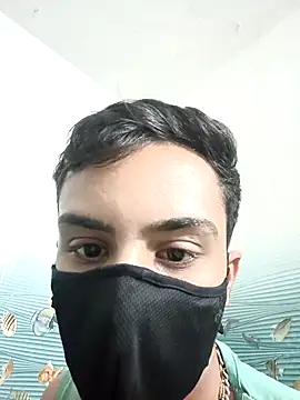 Snapshot of Mr_joh chatting on November 28, 4:59 am Mr joh online show from November 28, 4:59 am