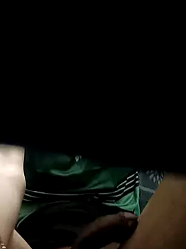 Snapshot of Mr_joh chatting on November 29, 11:19 pm Mr joh online show from November 29, 11:19 pm