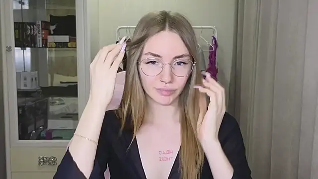 Snapshot of littlevildevil chatting on January 29, 11:30 am littlevildevil online show from January 29, 11:30 am