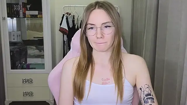 Snapshot of littlevildevil chatting on January 30, 3:08 pm littlevildevil online show from January 30, 3:08 pm