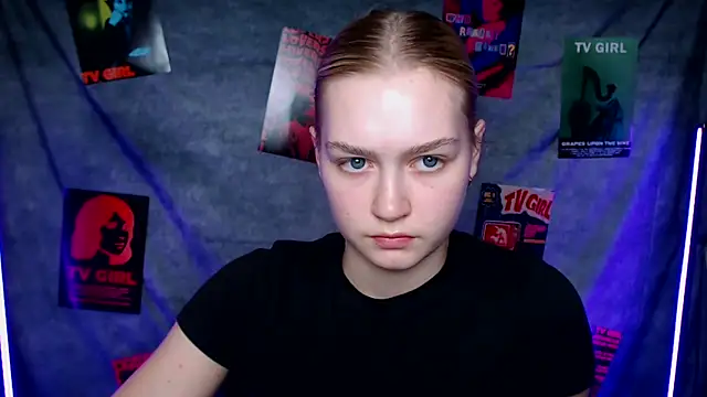 MademoiselleCl online show from November 4, 1:10 pm