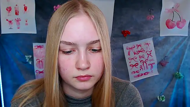 MademoiselleCl online show from March 23, 1:04 pm