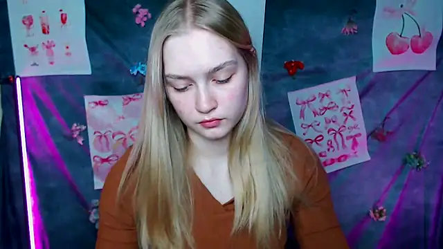 MademoiselleCl online show from March 29, 6:19 pm