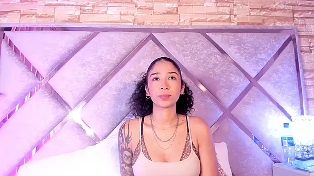  lanna jhonson  online show from October 23, 11:09 am