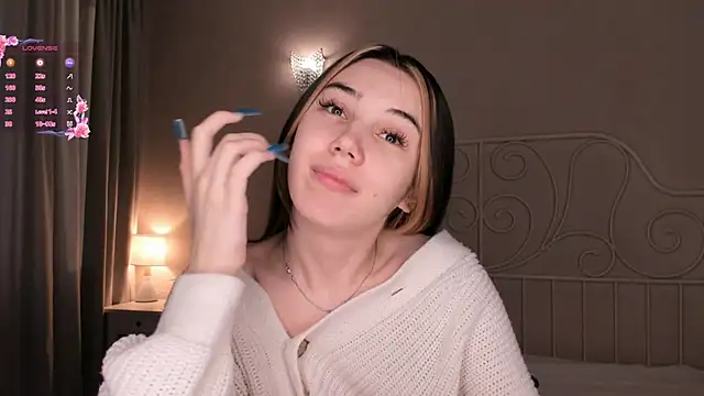 GillianDowdey online show from January 15, 7:48 am