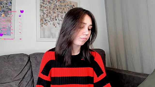 GillianDowdey online show from January 28, 4:39 am