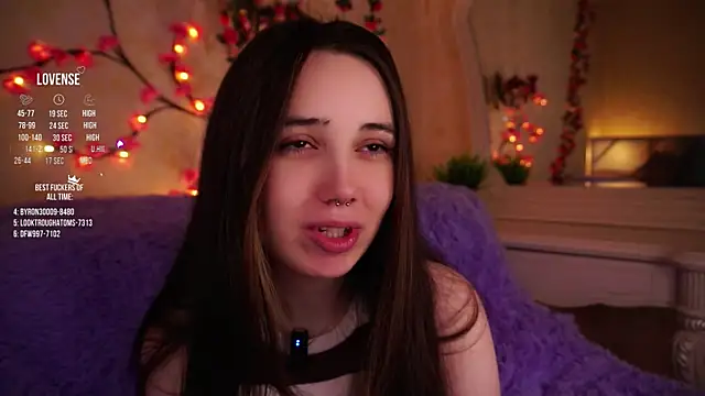 GillianDowdey online show from November 7, 3:17 am