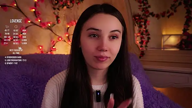 GillianDowdey online show from November 25, 3:39 am