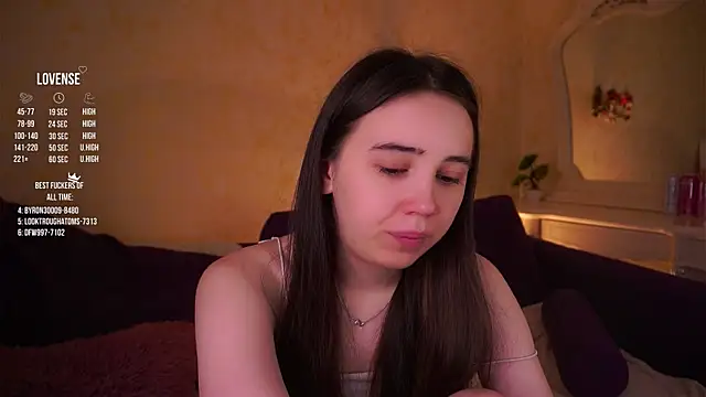 GillianDowdey online show from July 17, 2:40 am