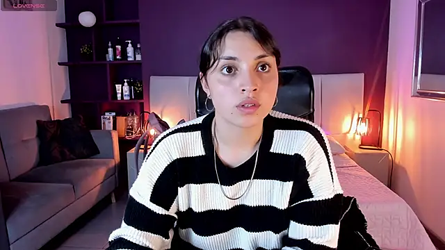 VickyBuunny online show from January 24, 8:32 pm