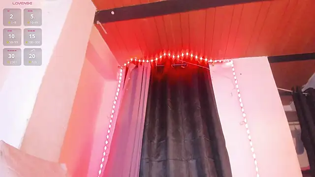 Oliviaa Evans online show from July 23, 5:38 am
