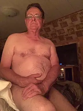 Snapshot of Tonybaloney1972 chatting on June 5, 12:39 am Tonybaloney1972 online show from June 5, 12:39 am