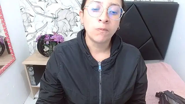 sarax ximena online show from July 16, 7:14 am