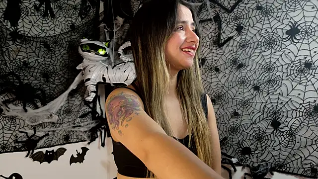 julietta   jackson online show from October 9, 6:39 pm