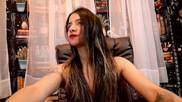 julietta   jackson online show from May 19, 10:05 pm