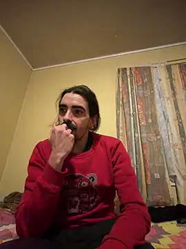 wolfwhite95 online show from February 3, 10:15 pm