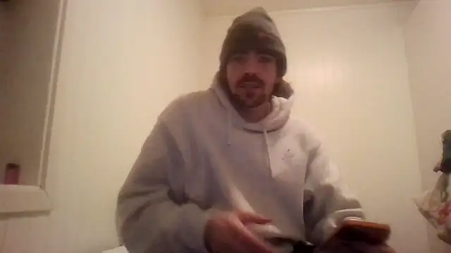 Snapshot of wolfwhite95 chatting on April 3, 7:23 pm wolfwhite95 online show from April 3, 7:23 pm