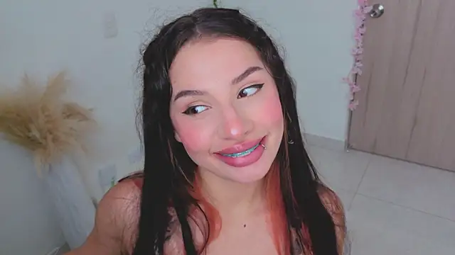 Mia adams66 online show from October 3, 6:05 pm