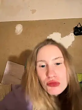 saint cat25 online show from December 4, 9:01 pm