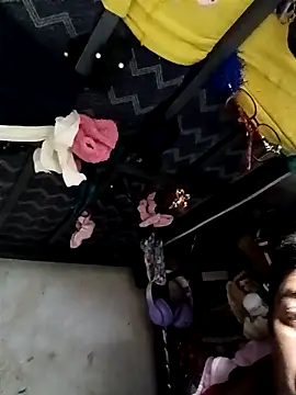 Snapshot of rayhot69 chatting on February 14, 5:25 pm rayhot69 online show from February 14, 5:25 pm