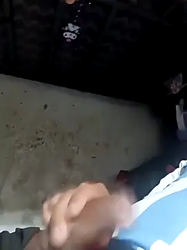 Snapshot of rayhot69 chatting on March 7, 4:11 pm rayhot69 online show from March 7, 4:11 pm