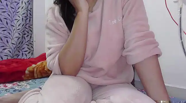 ANANYA-TIWARI online show from January 16, 6:25 am