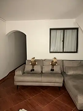 Snapshot of MollySanders___ chatting on December 12, 11:14 pm MollySanders online show from December 12, 11:14 pm