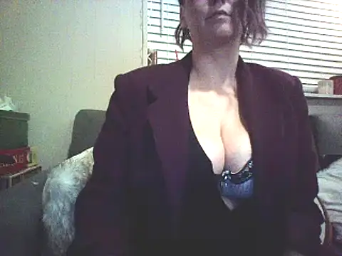 Big-Tits-McGee online show from February 16, 4:31 am