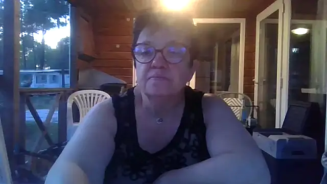 Vandeae44 online show from May 21, 7:43 pm