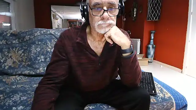 maduroguapo online show from January 21, 10:19 pm
