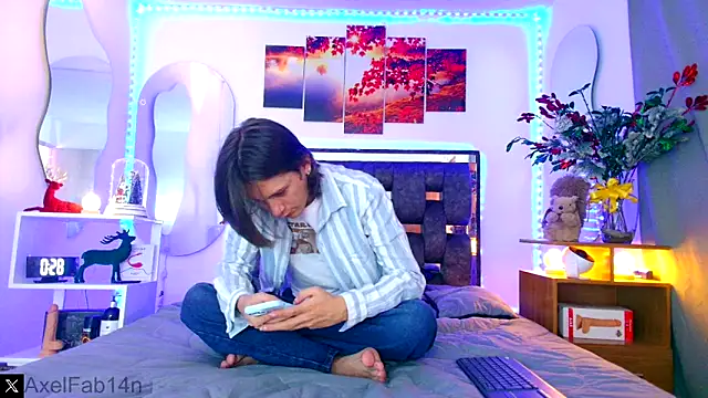 Snapshot of Alex_and_Fabian chatting on December 21, 6:23 pm Alex and Fabian online show from December 21, 6:23 pm