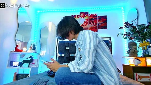 Snapshot of Alex_and_Fabian chatting on December 24, 7:00 pm Alex and Fabian online show from December 24, 7:00 pm