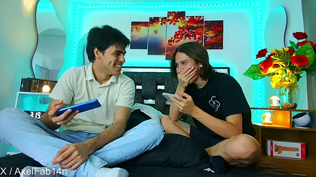Snapshot of Alex_and_Fabian chatting on March 2, 9:43 pm Alex and Fabian online show from March 2, 9:43 pm