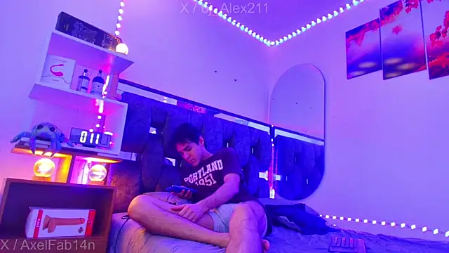 Snapshot of Alex_and_Fabian chatting on November 25, 11:10 am Alex and Fabian online show from November 25, 11:10 am