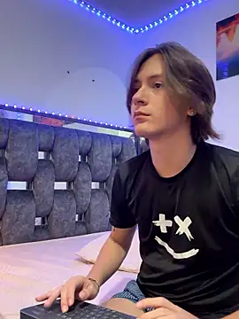 Alex and Fabian online show from January 14, 4:29 am