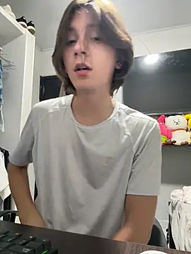 Snapshot of Alex_and_Fabian chatting on February 18, 1:34 am Alex and Fabian online show from February 18, 1:34 am