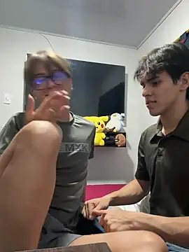 Alex and Fabian online show from May 26, 5:25 am